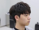 长脸男生发型设计图案哪里找？下载发型屋或男生发型精选APP看图片