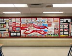西安市莲湖区星火路小学开展‘妙笔绘初心 灼灼领巾红’黑板报展示活动